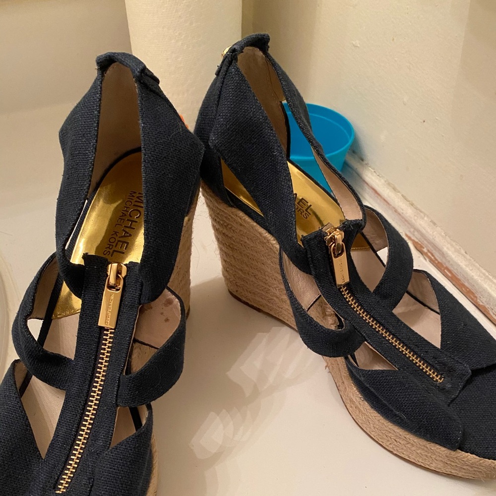Wedge sandals